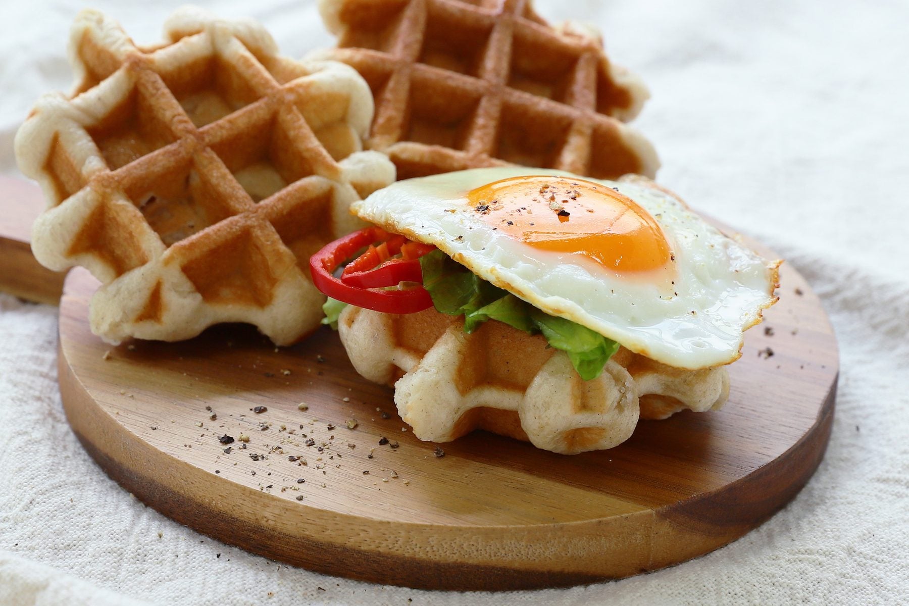 waffle_202607_1_v2.jpg